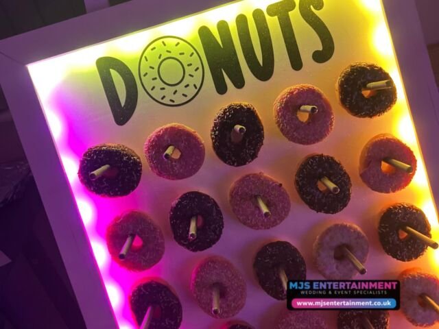 Last night we hosted Josh’s 21st birthday party with our Bronze Birthday Package, Karaoke & Donut Wall ⭐️ 

Happy birthday Josh! 🎉🤩

*If you are interested in booking us for your birthday party or other event take a look at all the packages and hire items we offer on our website below and get a quote….

➡️ www.mjsentertainment.co.uk/birthday-packages