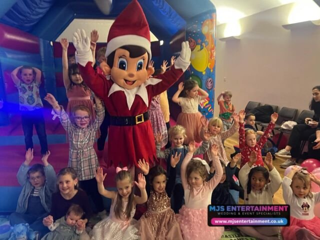 This evening we hosted Sienna’s birthday party with our Gold Kids Party Package, including our Disco, Glitter Tattoos, Slush Machine, Donut Wall & a special visit from our cheeky Elf! 🎄🤩

Happy birthday Sienna! 🎁🎉🥳

*If you are interested in booking us for your kids party or event take a look at all the packages and hire items we offer on our website below and get a quote…

➡️ www.mjsentertainment.co.uk/kids-party-packages